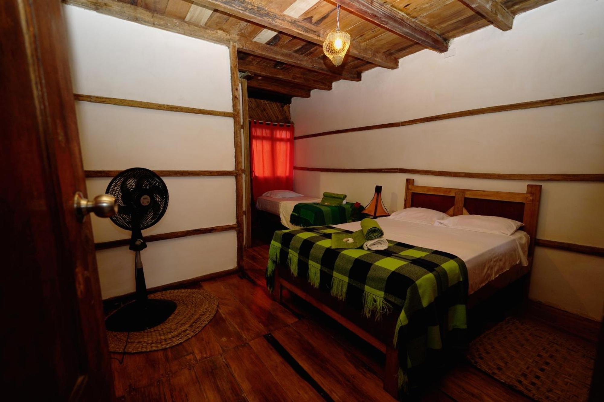 Hostal Olmito Canoa Exterior foto